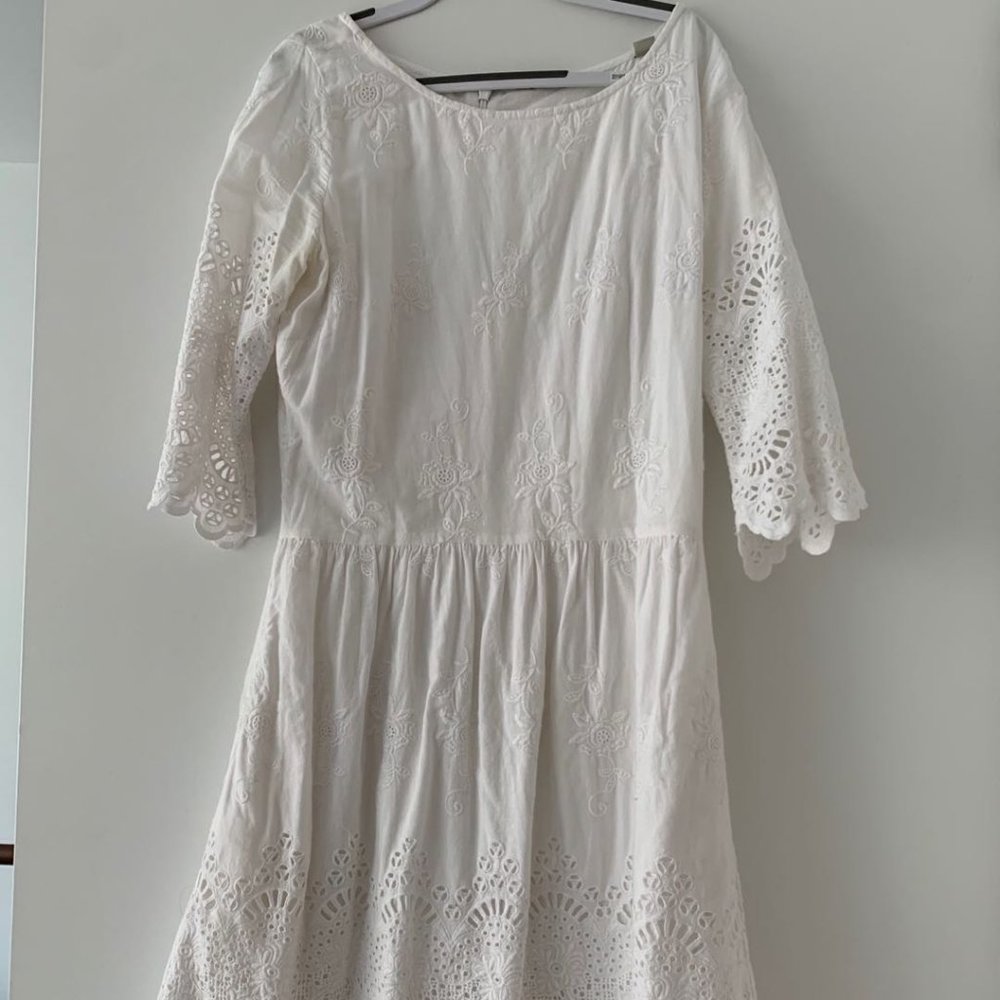 JACK WILLS Embroidered White Eyelet Summer Mini